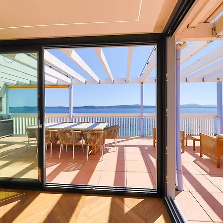 Luxurious Penthouse With Panoramic View St Tropez Apartment